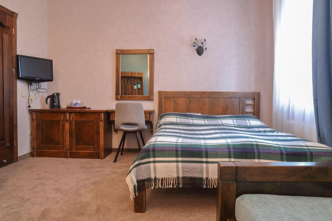Iris Hotel Bukovel Ngoại thất bức ảnh