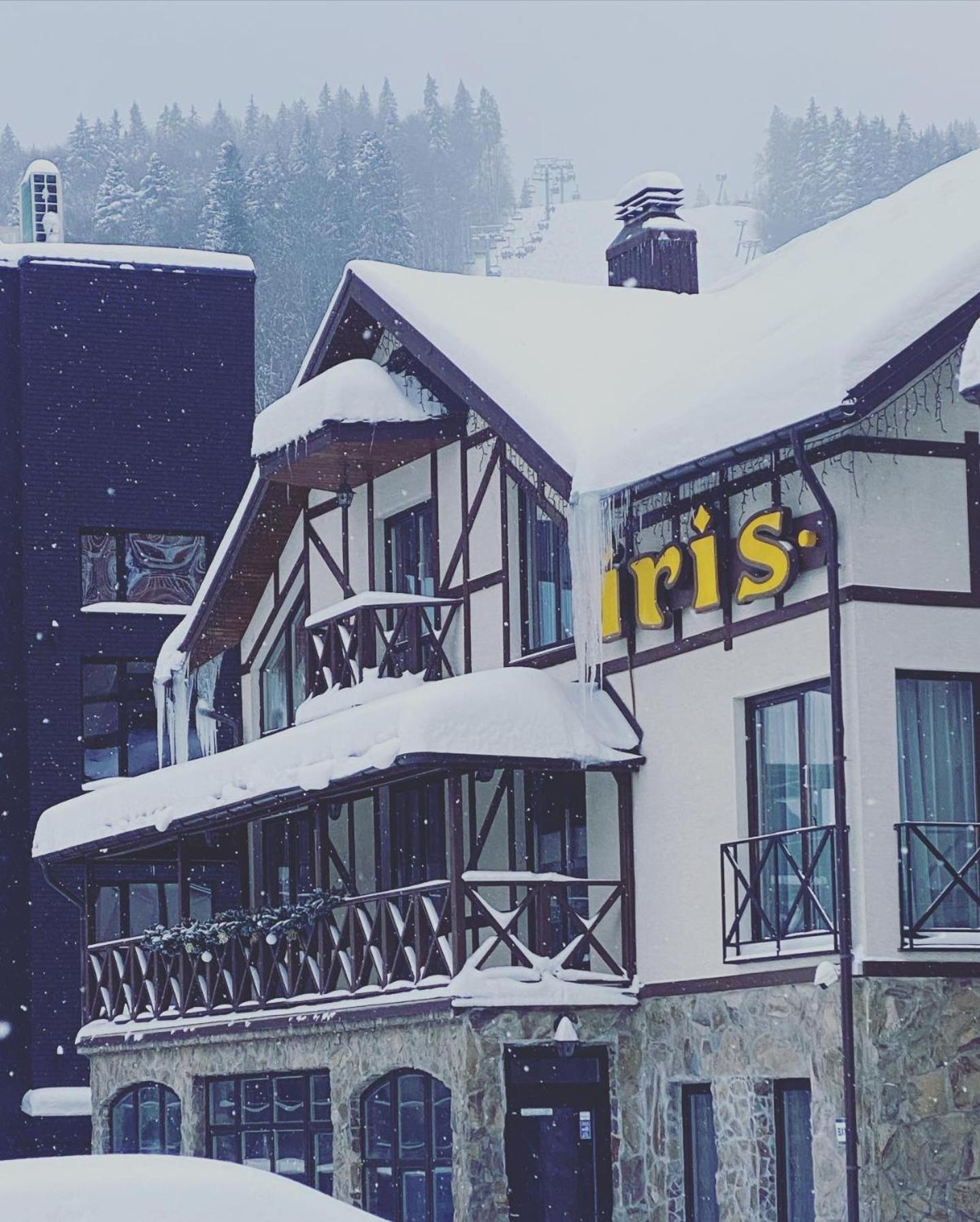 Iris Hotel Bukovel Ngoại thất bức ảnh